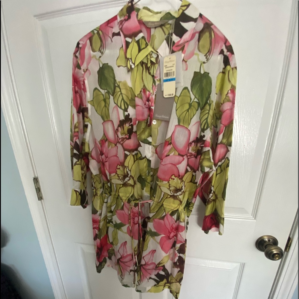 Tommy Bahama Women’s Dress Top. NWT Size XL